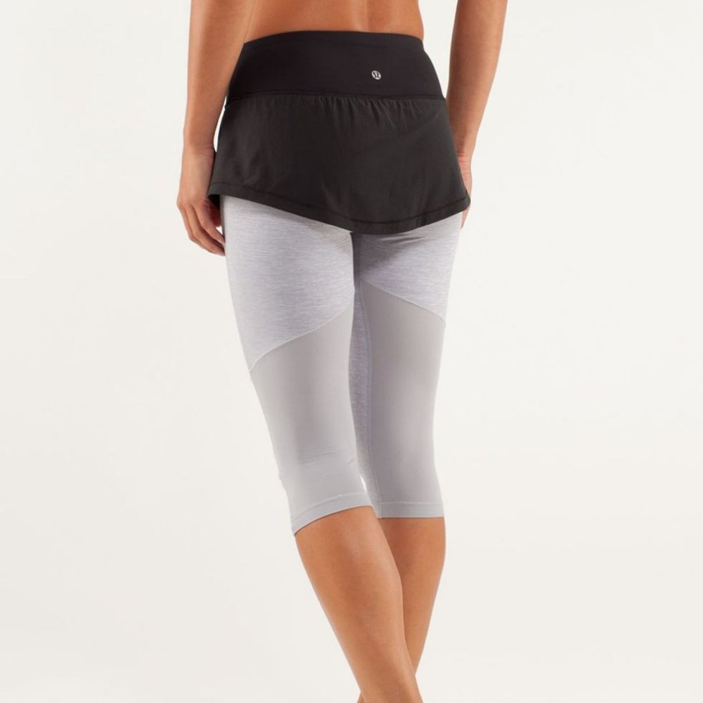 EUC Lululemon Spin it to Win It Cycling Crop